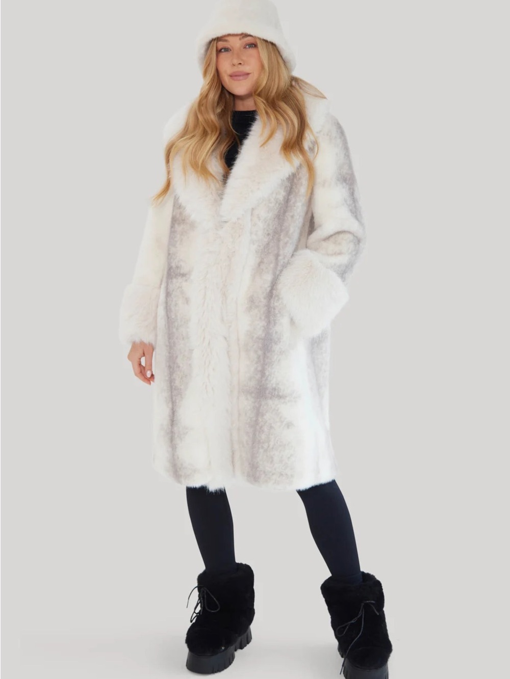 NWT My Sunday Ski White/Gray Faux Fur Coat